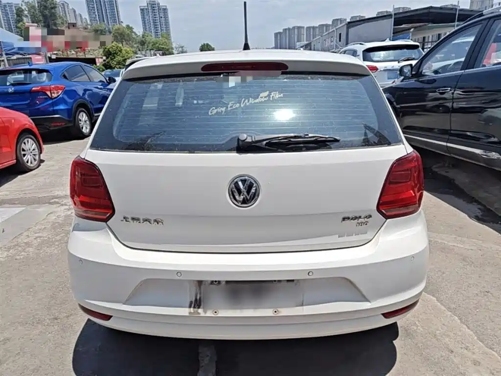 Volkswagen Polo 2016 1.6L Automatic Comfort фото 6
