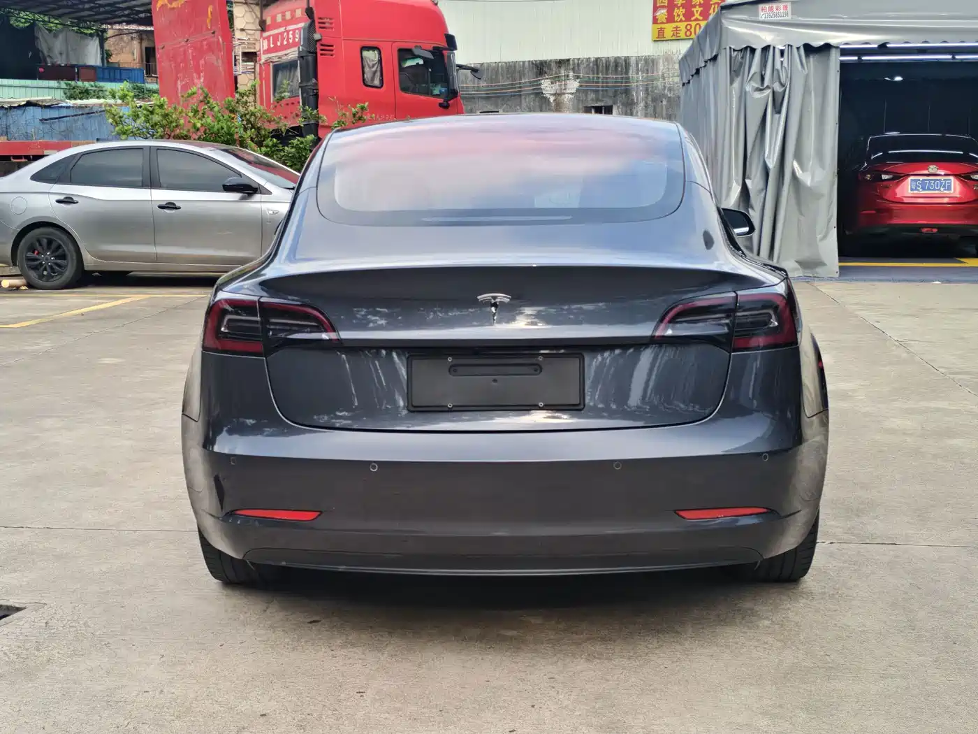 Tesla Model 3 (Import) 2019 2019 Long Range RWD Version