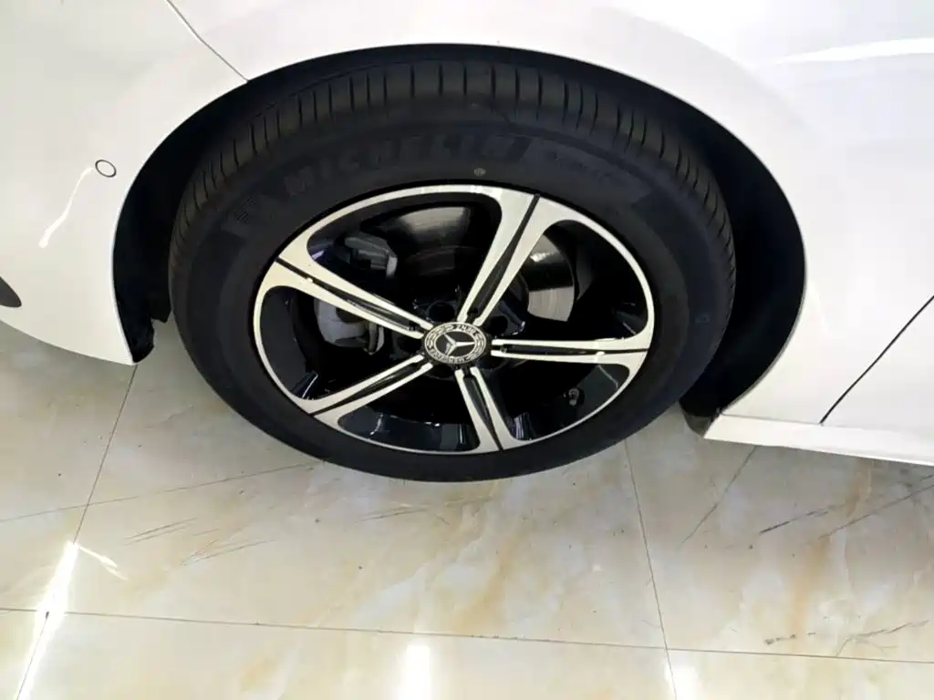 Mercedes-Benz A-Class 2025 2025 A 200 L Fashion Edition