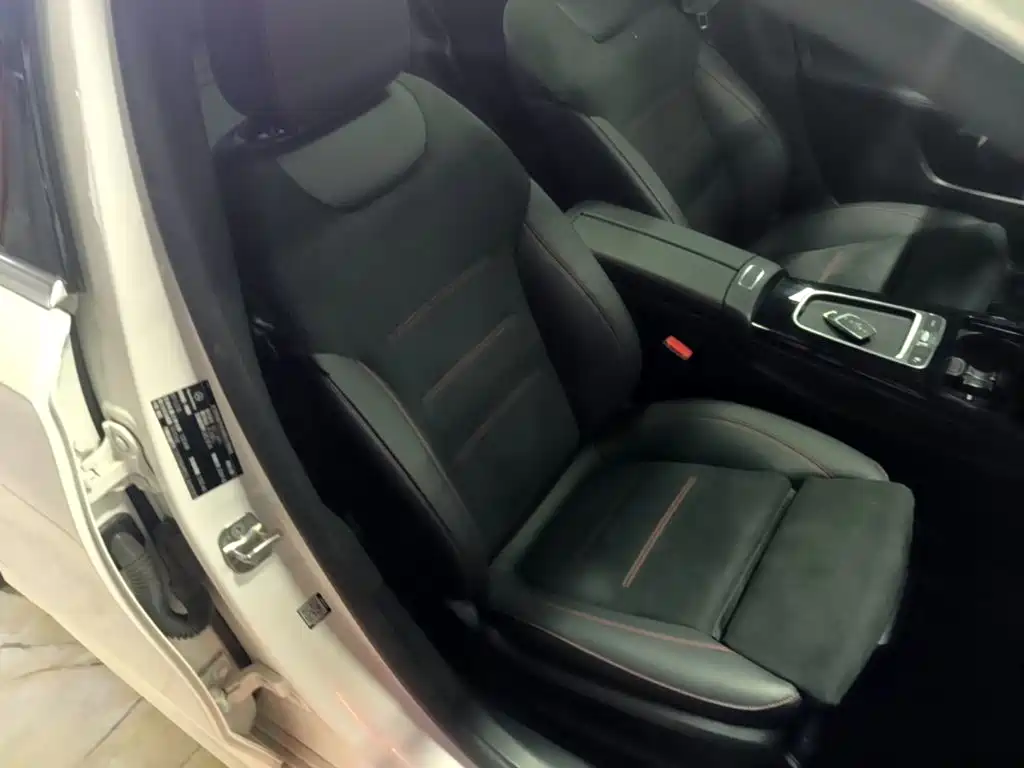 Mercedes-Benz A-Class 2025 2025 A 200 L Fashion Edition
