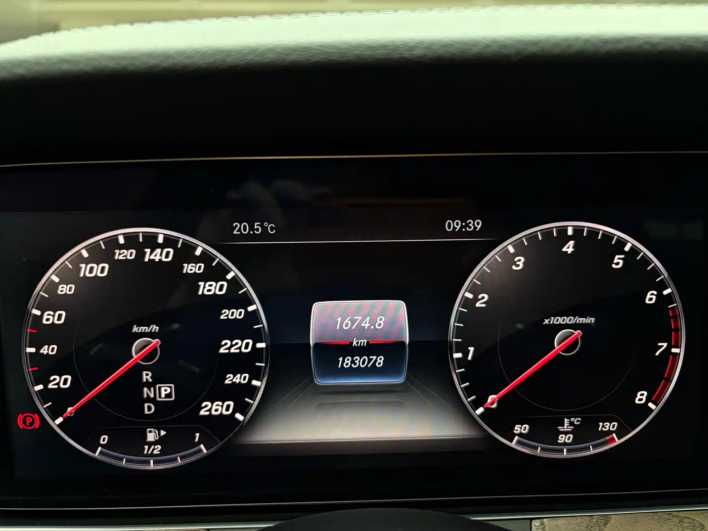 Mercedes-Benz E-Class 2016 E 200 L фото 10