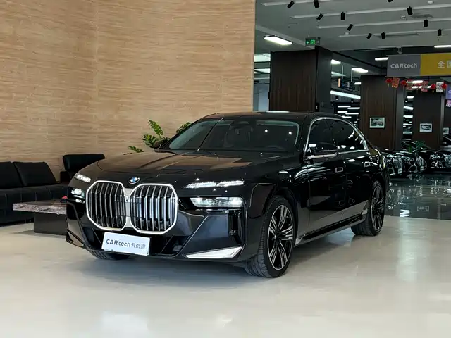 BMW 7 SERIES
