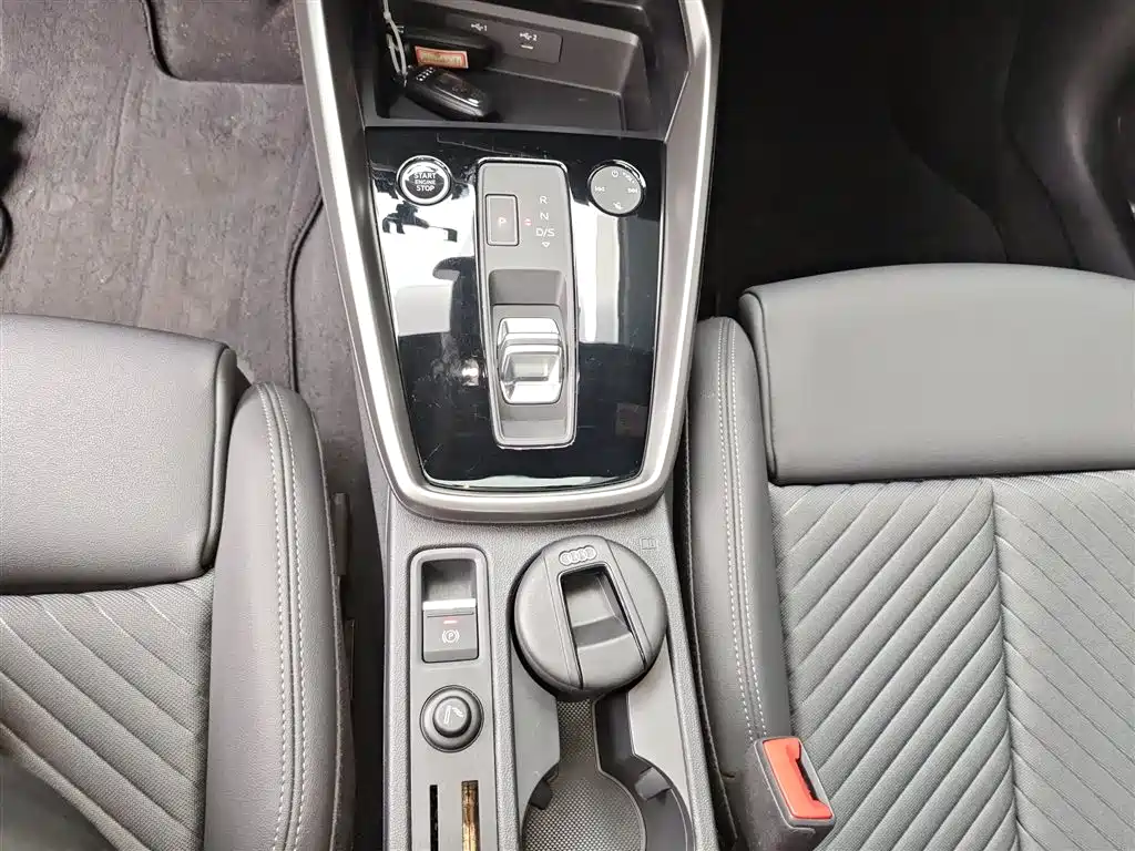 Audi A3 2021 A3L Limousine 35 TFSI Fashion Elegance фото 10