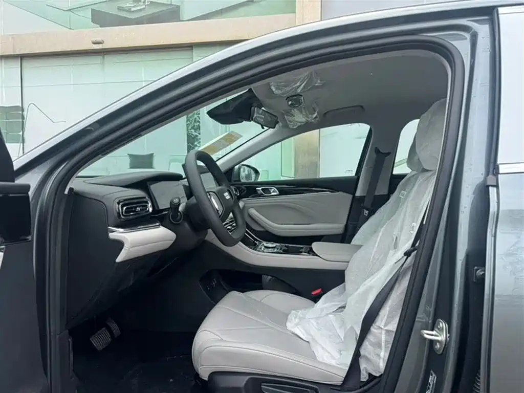 Geely Galaxy Galaxy Stellar 6 2025 125km Long Voyage Edition фото 6