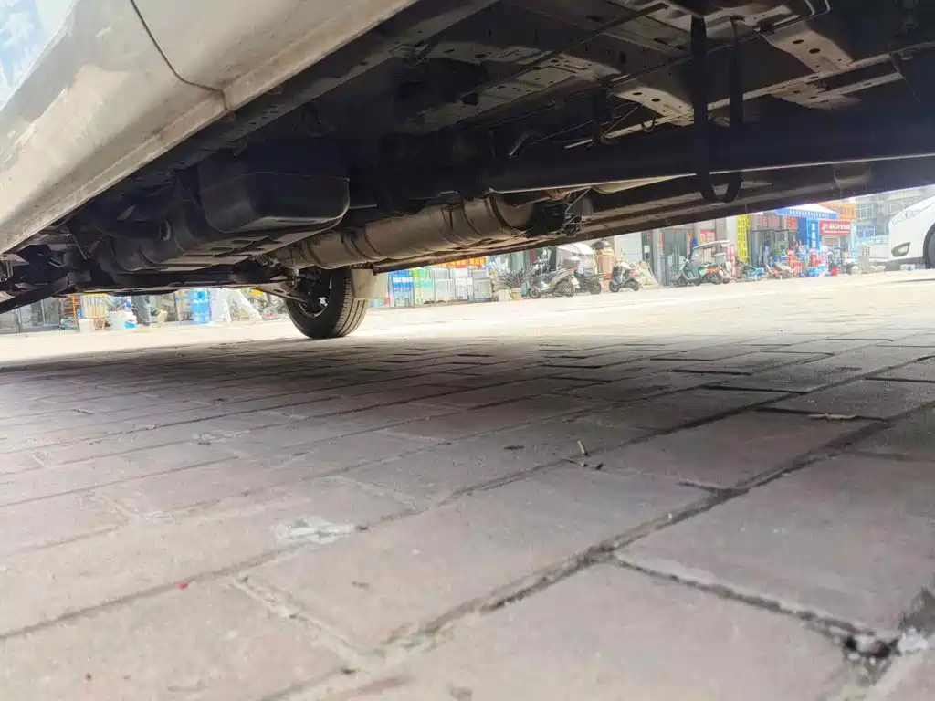 Foton Tuyano 2025 2023 Cummins 2.8T Manual Jixiang Cargo Van Extended Wheelbase Super High Roof Dual Rear Tires 3-Seater