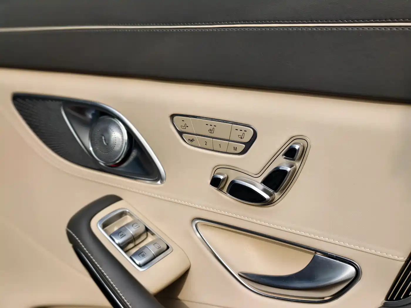 Mercedes-Benz Maybach S-Class 2018 Model S 680 фото 23