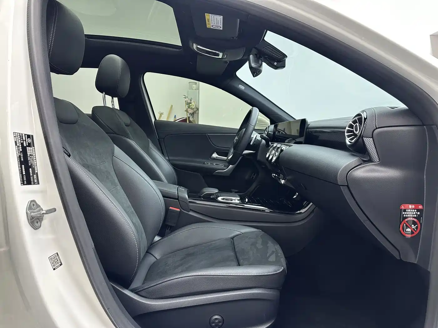 Mercedes-Benz A-Class 2020 A 200 L Sport Sedan фото 13