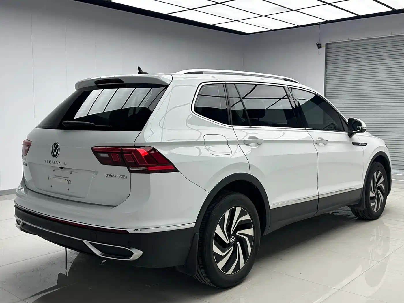 Volkswagen Tiguan L 2023 280TSI 2WD Trend Limited Edition фото 6