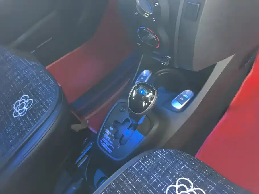 BYD F0 2016 2015 1.0L AMT Xuan Cool Edition