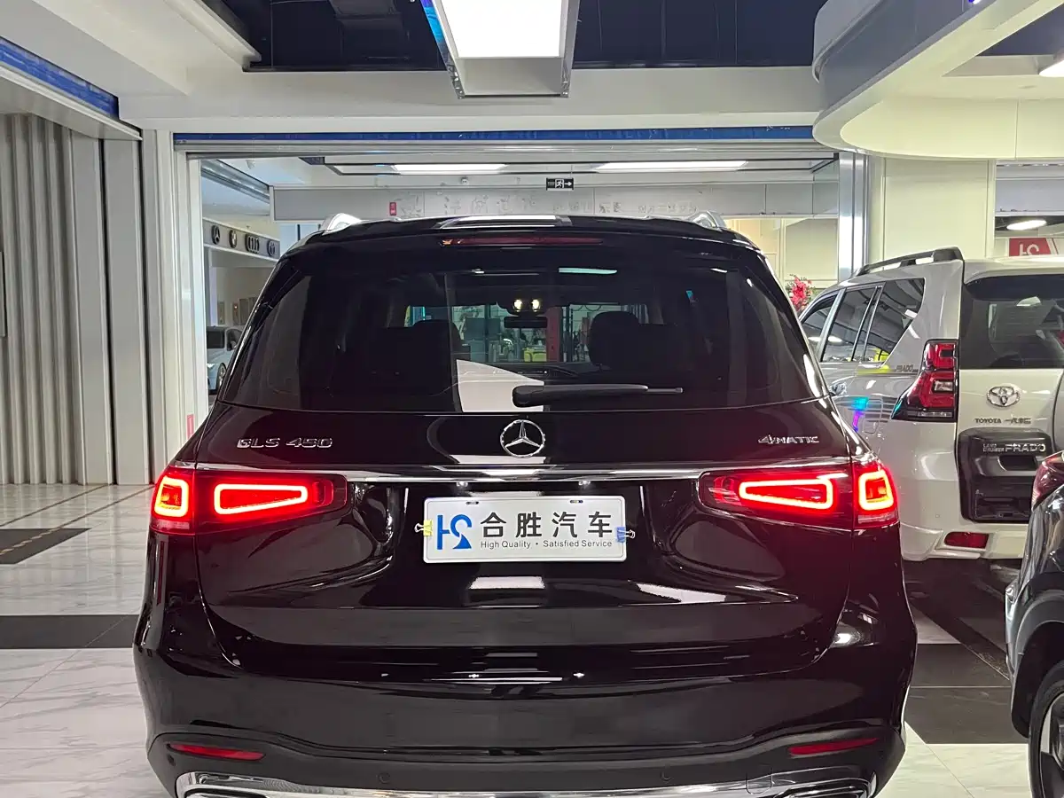 Mercedes-Benz GLS 2023 GLS 450 4MATIC Fashion Edition фото 8