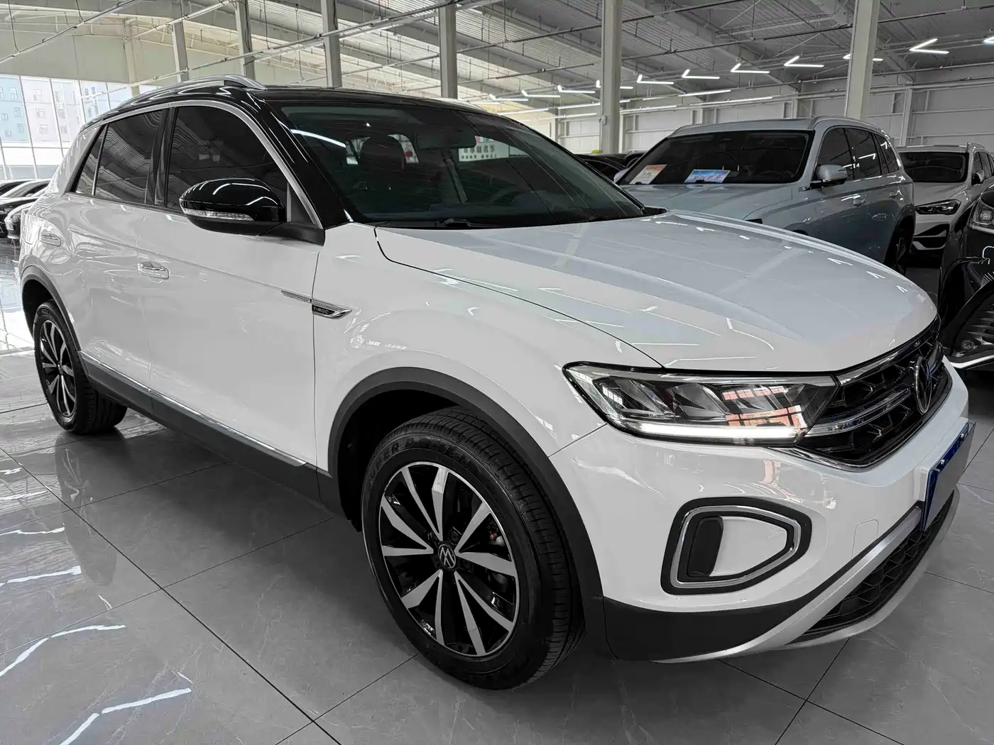 Volkswagen T-ROC 2023 280TSI DSG 2WD Time Edition фото 3