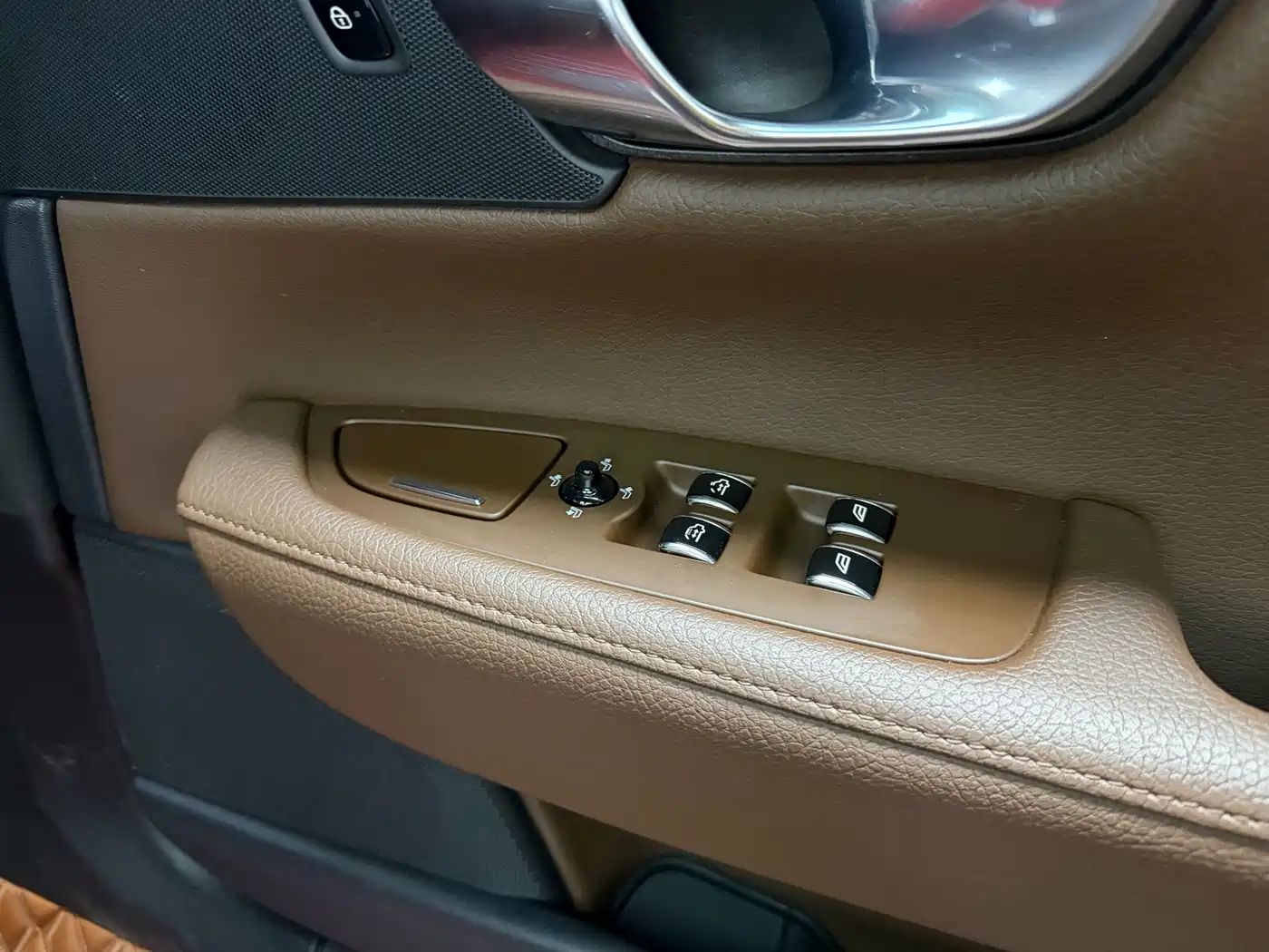 VOLVO S90 PLUG IN HYBRID