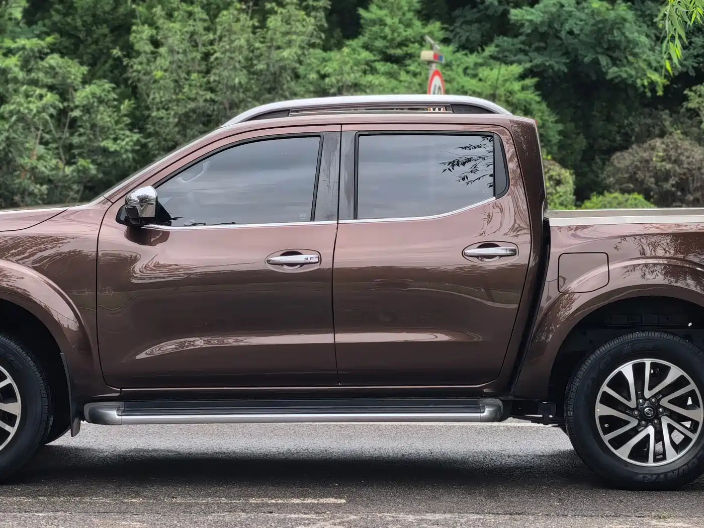 2021 Nissan Navara