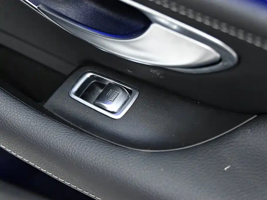 Mercedes-Benz CLS 2022 CLS 300 Luxury фото 26