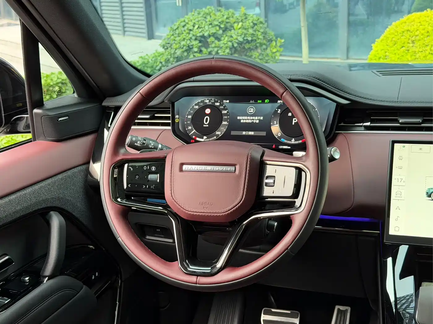 Land Rover Range Rover Sport 2024 400PS Dynamic SE фото 12