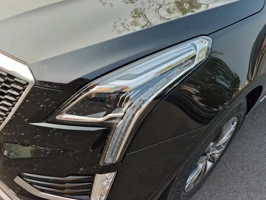 Фото 5 - Cadillac XT5