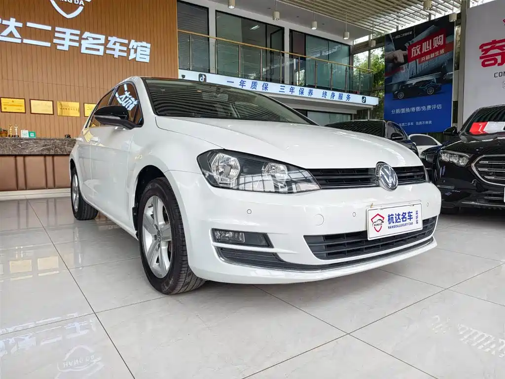 Volkswagen Golf 2017 230TSI Auto Comfort Millionth Anniversary Edition фото 3