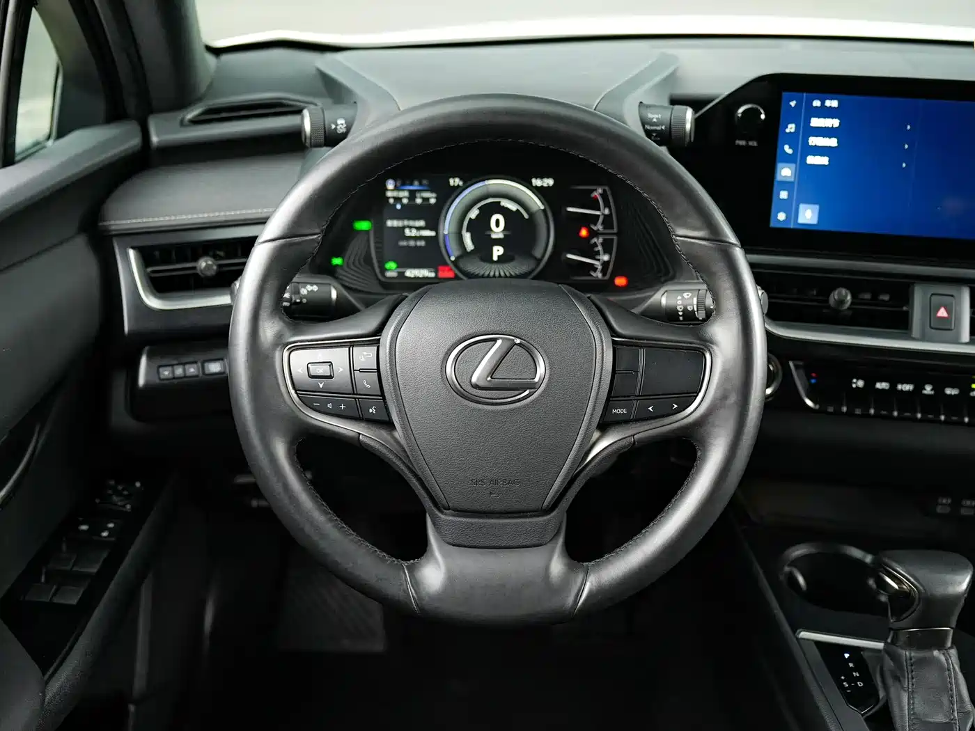 Lexus UX 2022 260h Cool Edition фото 19