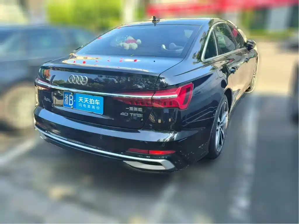 Фото 2 - Audi A6L