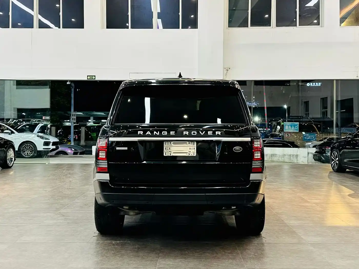 Land Rover Range Rover 2017 3.0 SC V6 Vogue SE Autobiography LWB фото 4