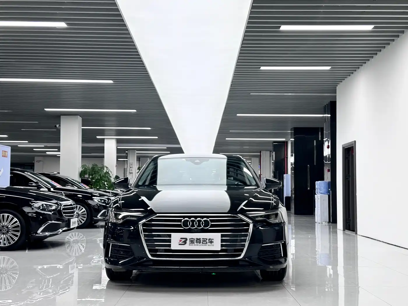 Audi A6L 2019 40 TFSI Luxury Elegance фото 2