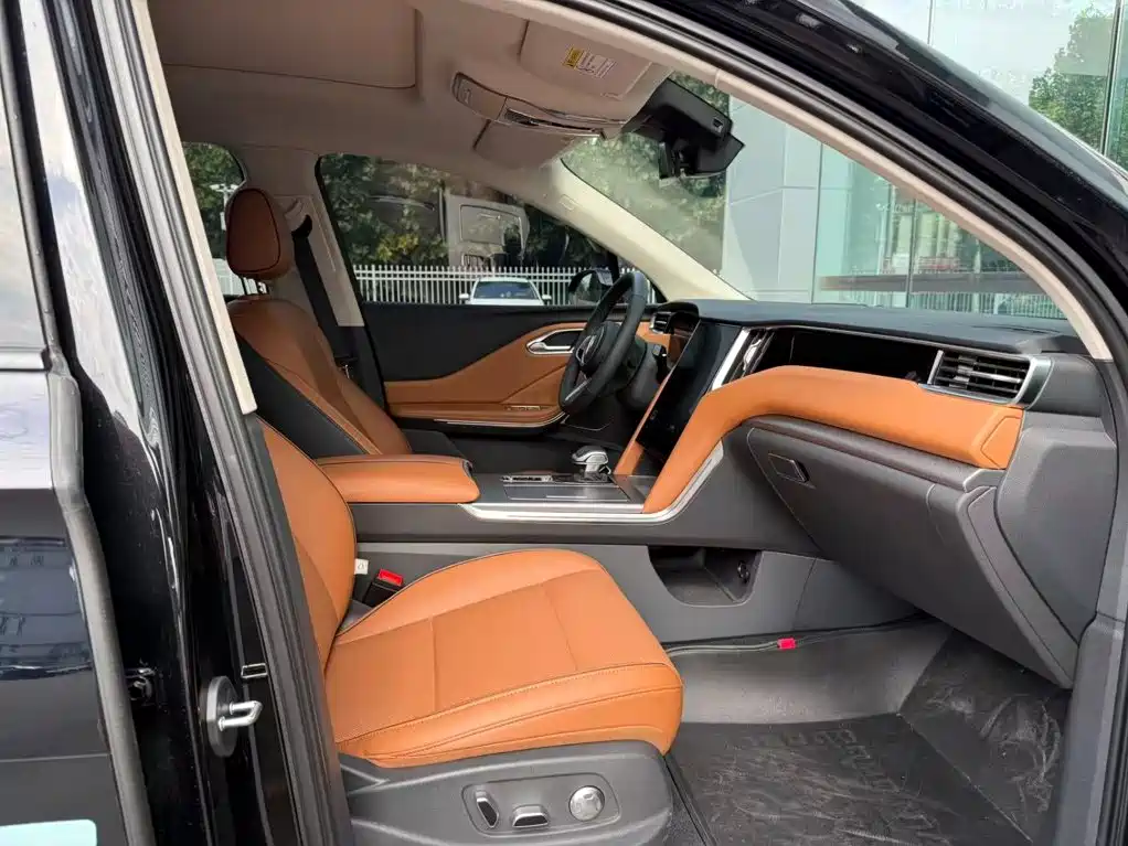 Hongqi HS7 PHEV 2025 2025 2.0T PHEV 4WD 6-Seater Commemorative Edition