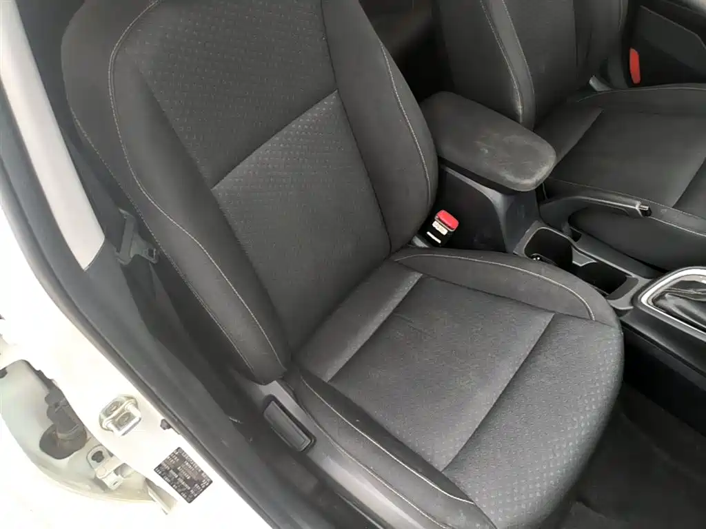 Hyundai Elantra 2020 1.6L Auto GL Pleasing Edition фото 25