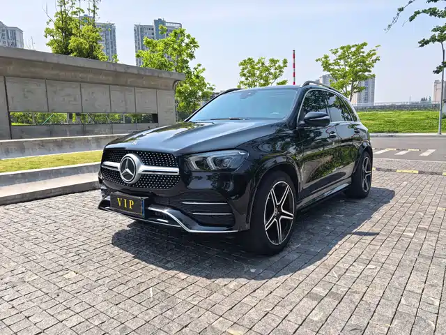 MERCEDES-BENZ GLE