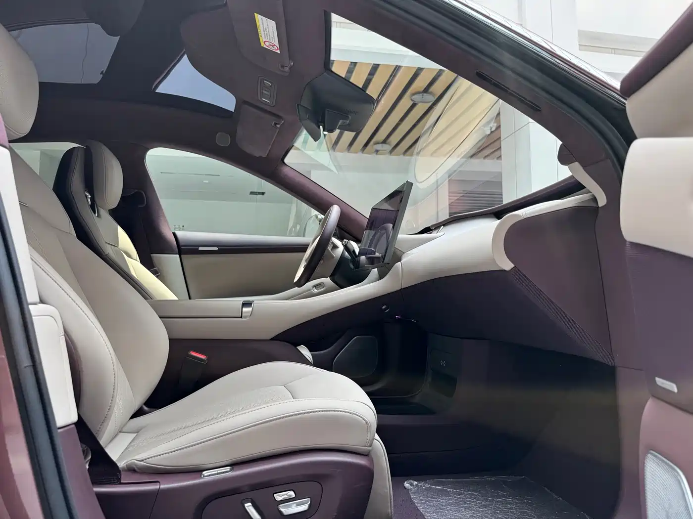 Xiaomi Auto Xiaomi YU7 2025 Ultra Long Range High Performance AWD Max Edition фото 16