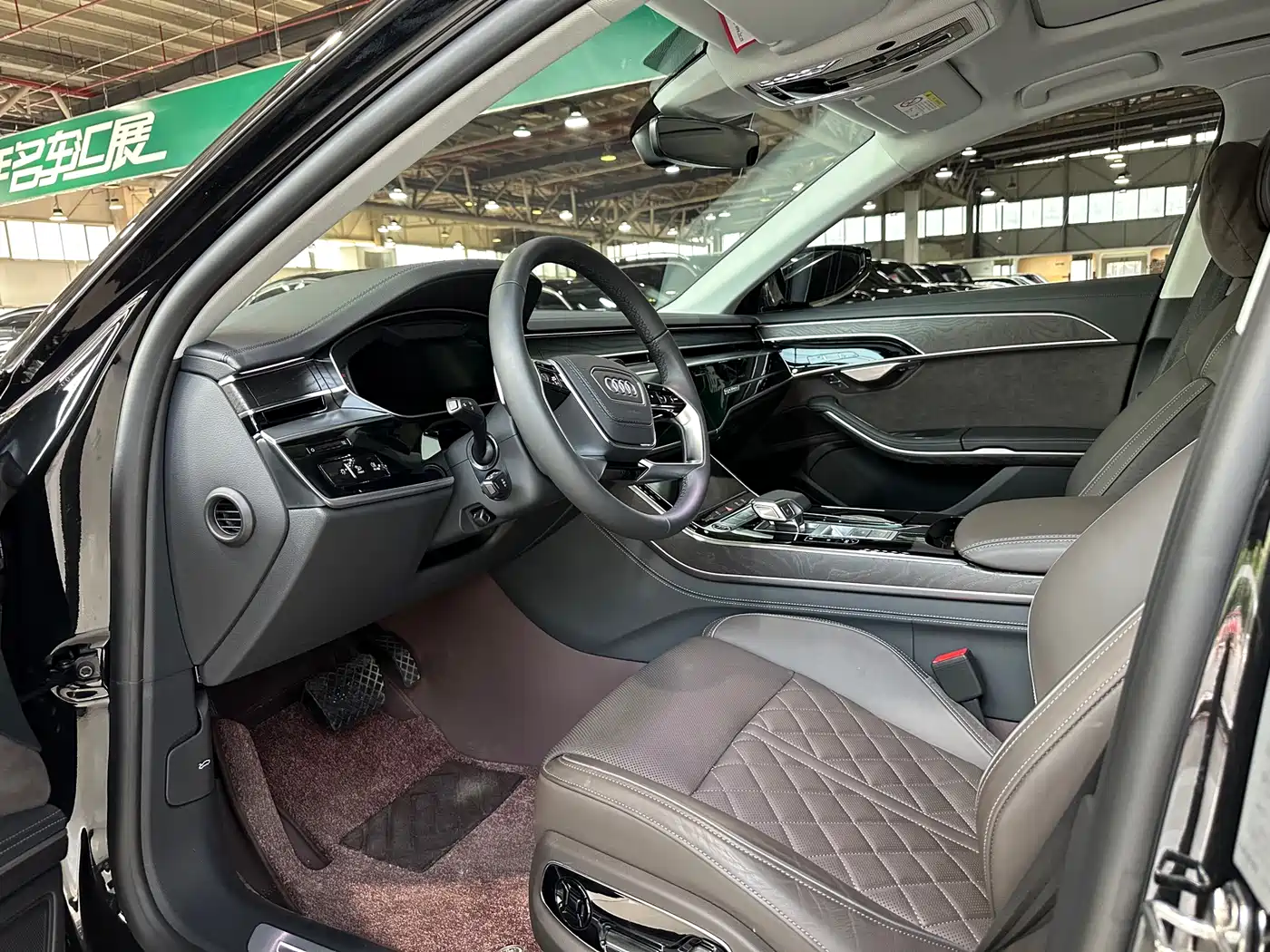 Audi A8 2025 A8L 50 TFSI quattro Exclusive Selection фото 20
