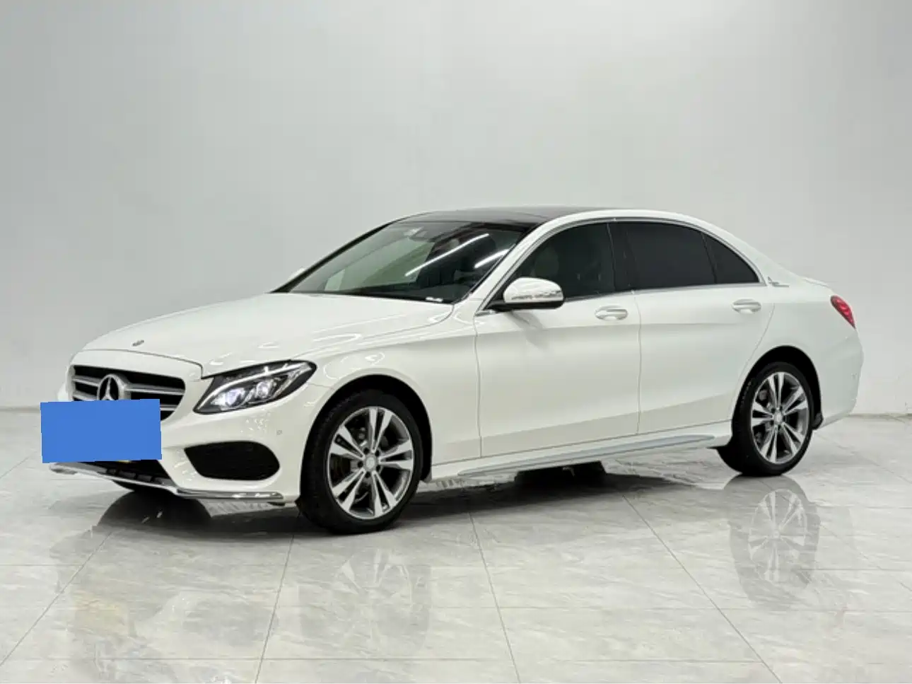 Фото 1 - Mercedes-Benz C-Class