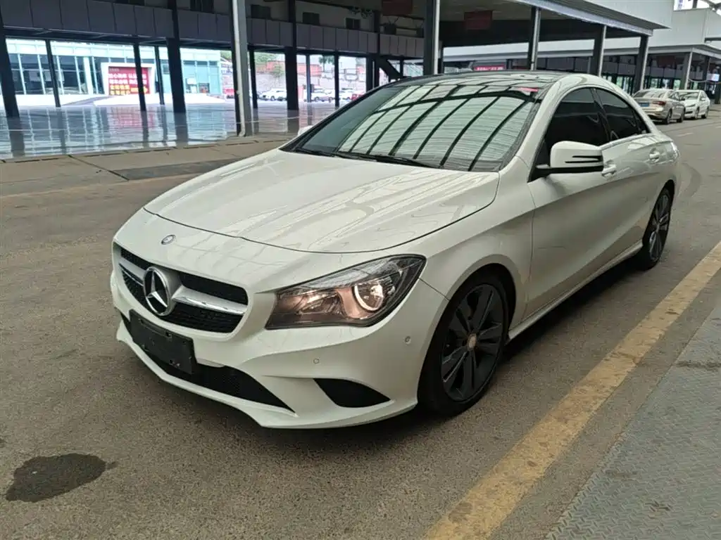 Mercedes-Benz CLA (Import) 2016 CLA 200 Sport фото 2