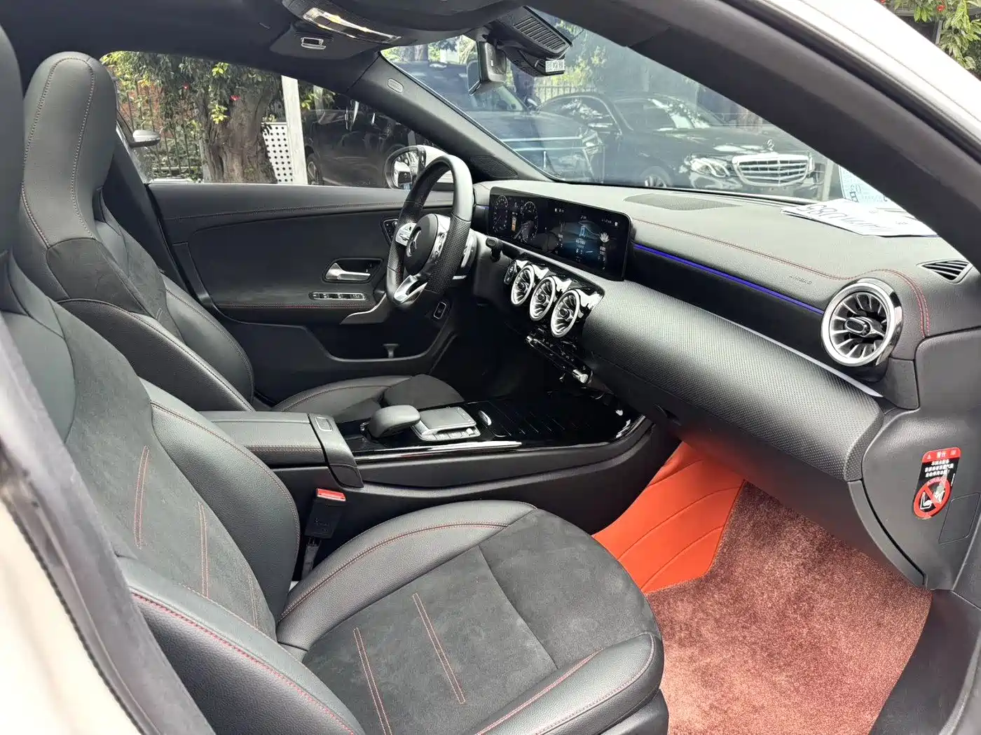 Mercedes-Benz CLA (Import) 2023 CLA 200 фото 5