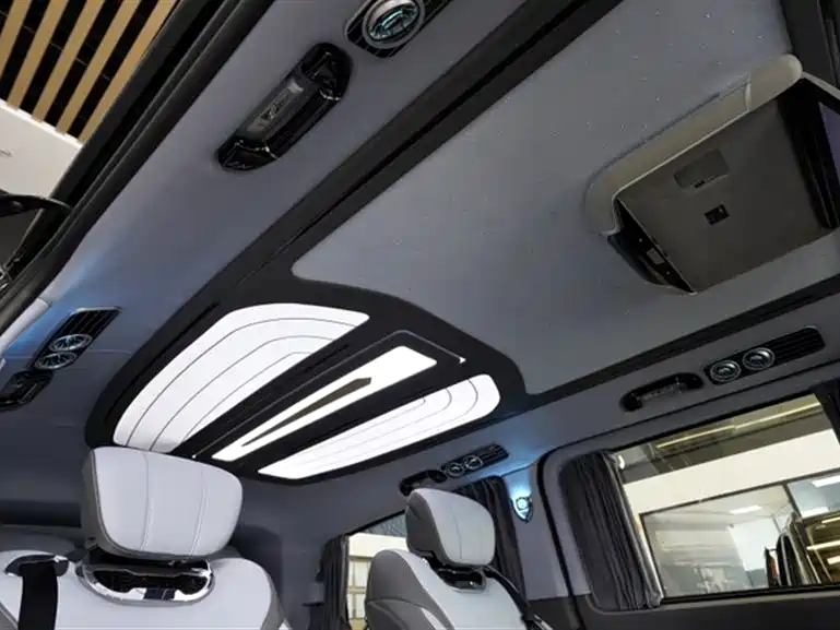 Mercedes-Benz Vito 2021 2.0T Business Edition 7-seater фото 18