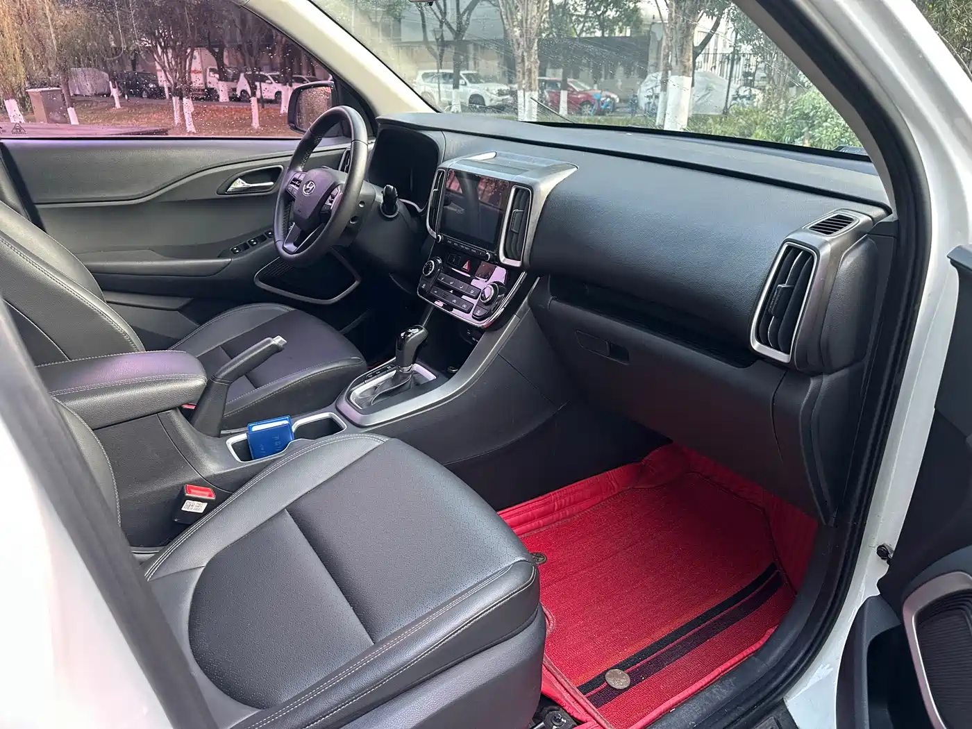 Hyundai Beijing Hyundai ix35 2019 2.0L Automatic 2WD Zhiyong·Smooth Enjoy China VI фото 16