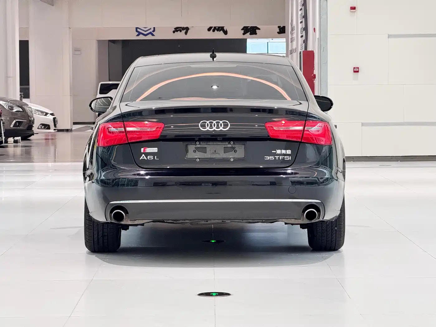 Audi A6L 2014 30 FSI Luxury фото 8