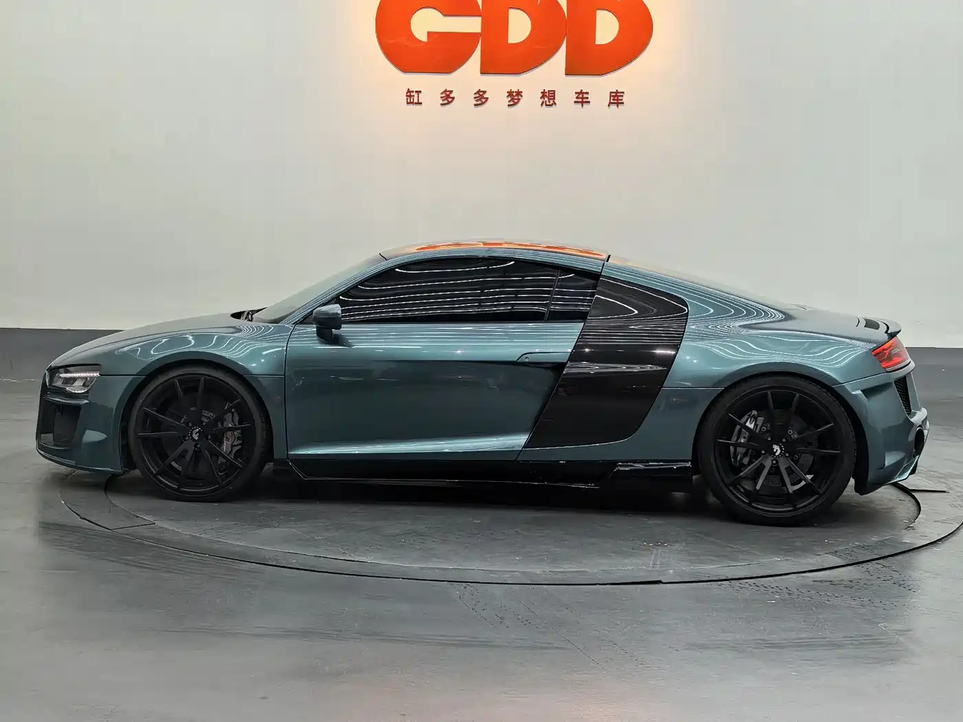 Audi R8 2014 5.2 FSI quattro фото 9
