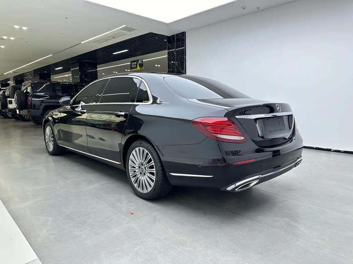 Mercedes-Benz E-Class 2020 Facelift E 300 L Exclusive фото 4