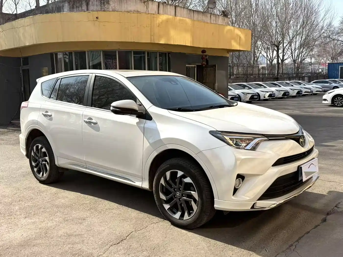 Toyota RAV4 Rongfang 2018 2.5L Automatic 4WD Elite i Edition фото 3