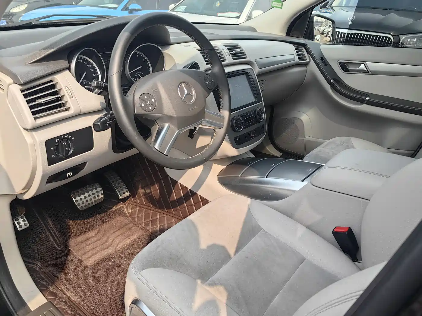 Mercedes-Benz R-Class 2014 R 320 4MATIC Business фото 3