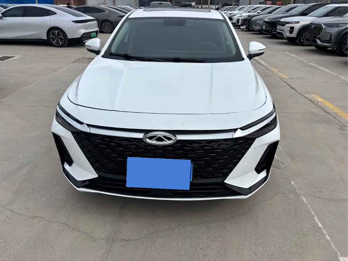 CHERY ARRIZO 8