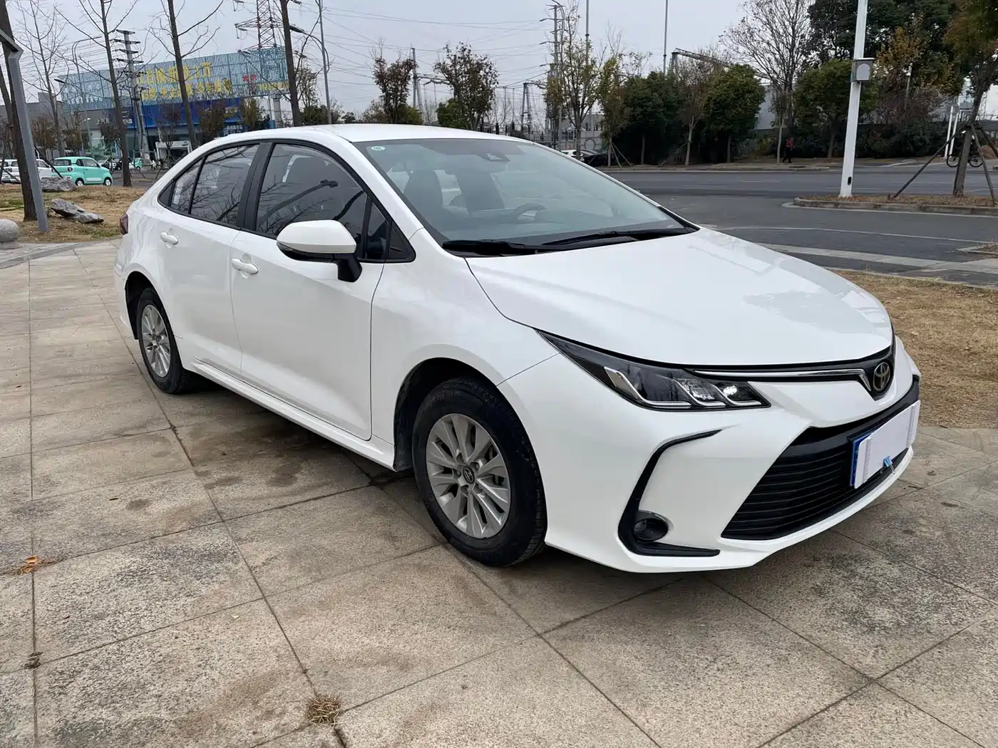 Toyota Corolla 2022 1.2T S-CVT Pioneer PLUS Edition фото 3