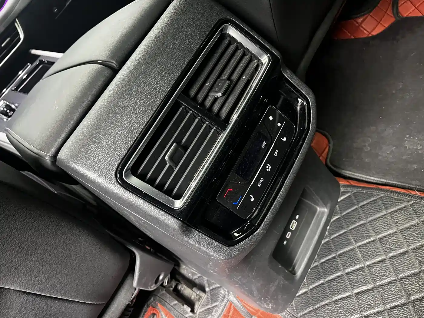Volkswagen Teramont 2021 380TSI 4WD Premium Luxury Edition фото 7