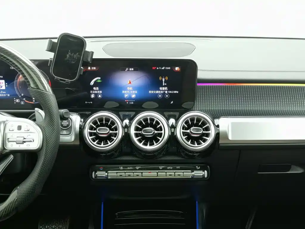 Mercedes-Benz GLB, миниатюра 12