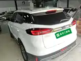 Фото 5 - Geely Atlas