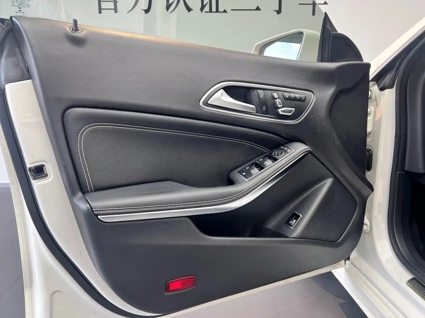Mercedes-Benz CLA (Import) 2017 Facelift CLA 200 Style фото 5