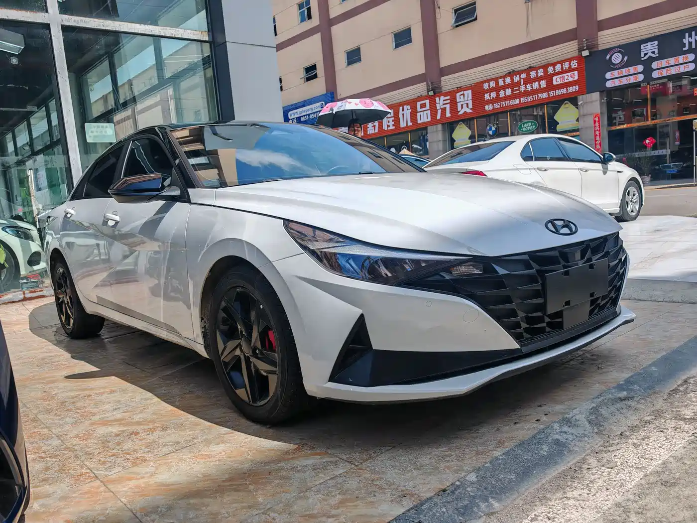 Hyundai Elantra 2022 1.5L CVT TOP Flagship Edition фото 3