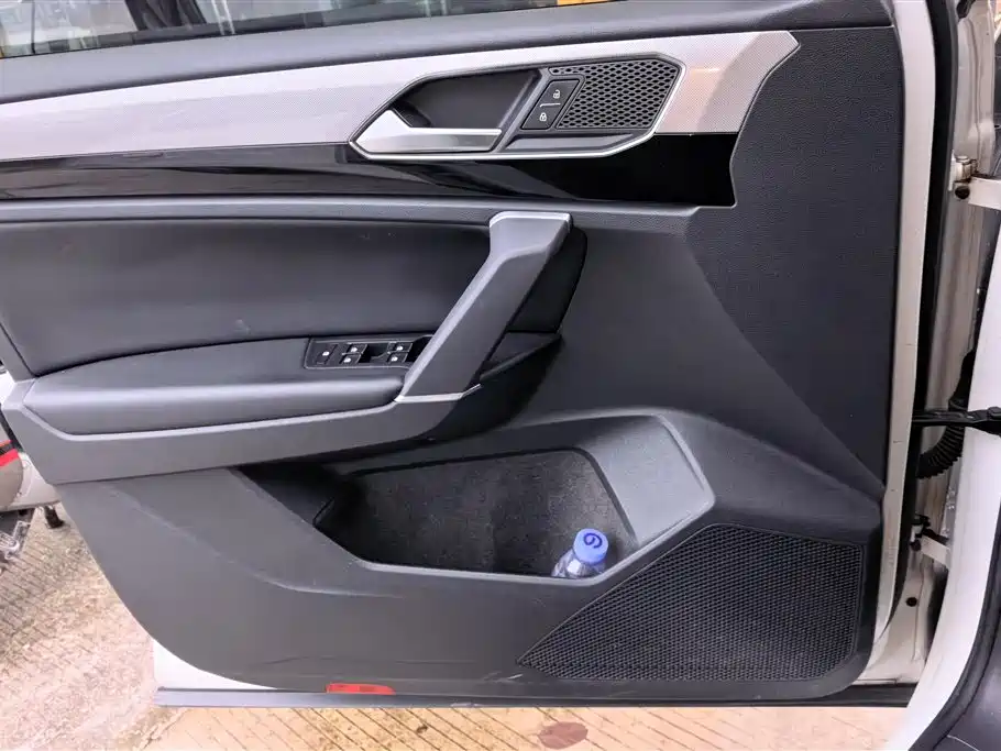 Volkswagen Tayron 2019 330TSI 4WD Luxury China VI фото 7