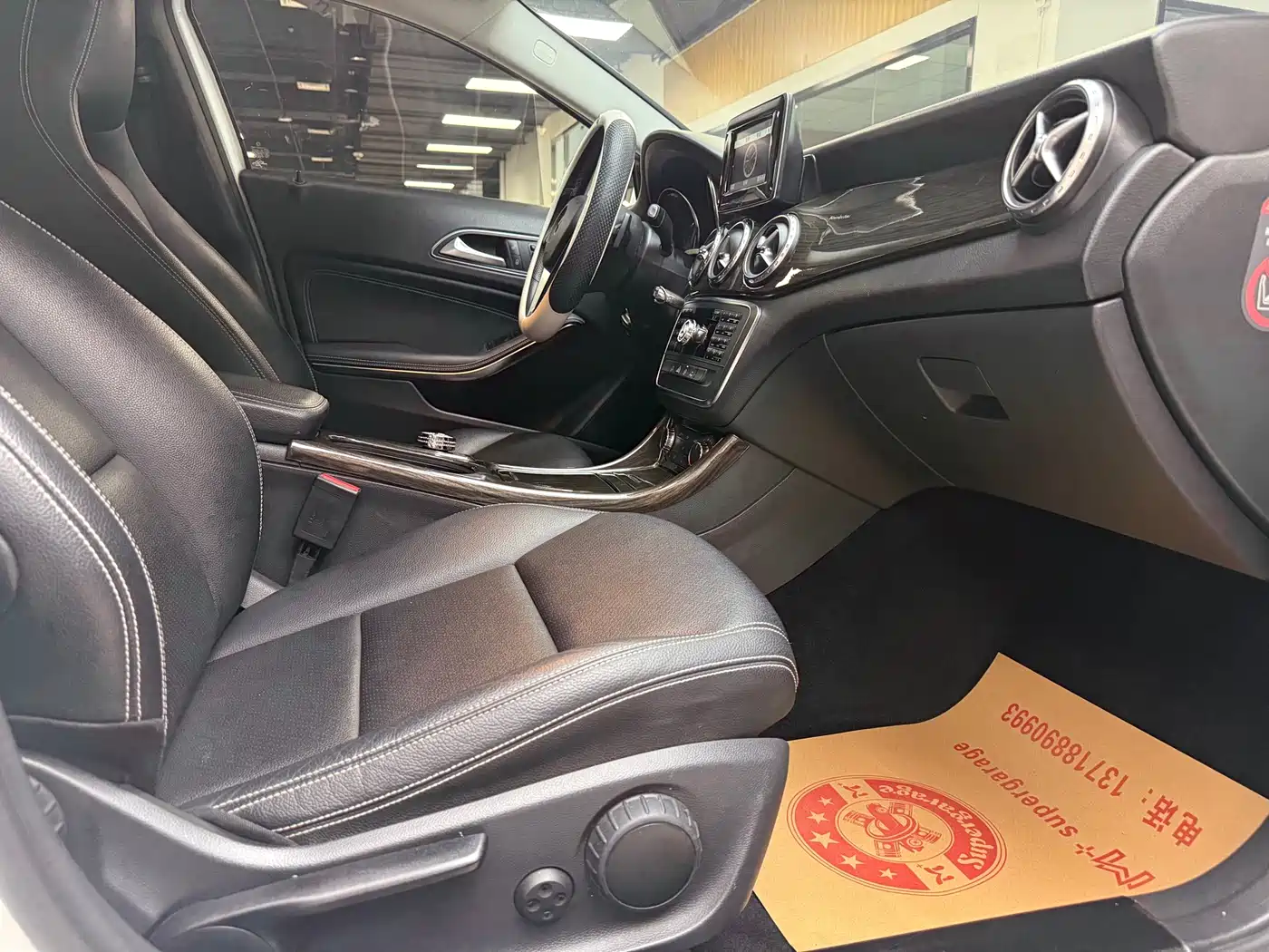 Mercedes-Benz GLA 2015 GLA 200 Dynamic фото 30
