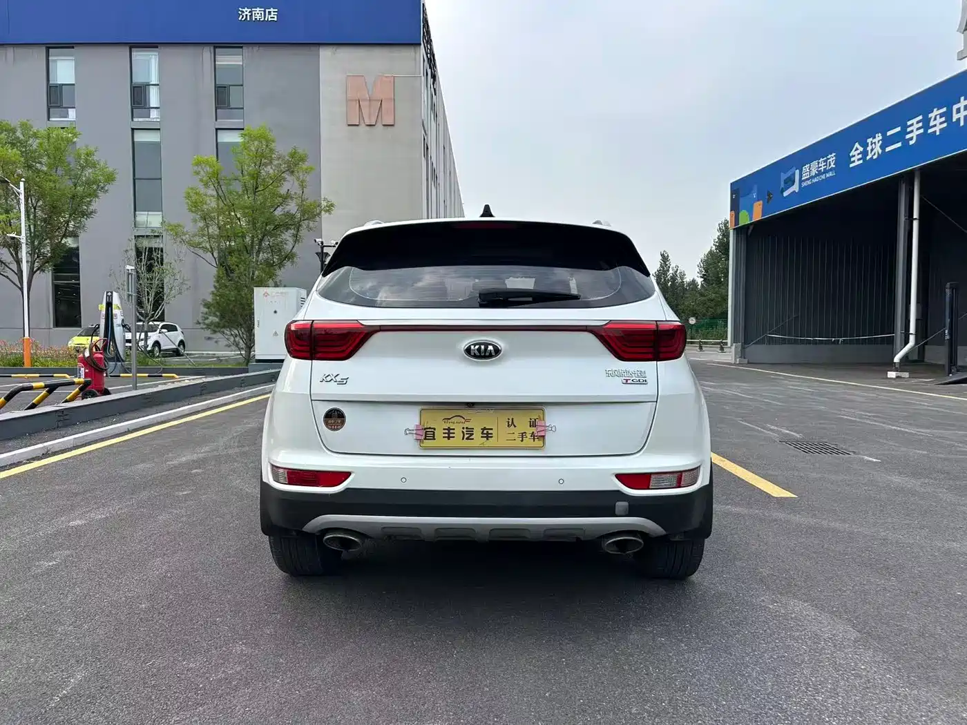 Kia KX5 2018 2017 1.6T Automatic 2WD 15th Anniversary Special DLX
